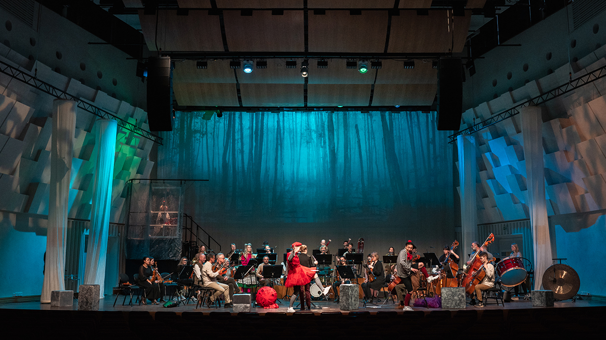 Läsåret avslutades med en stor konsert tillsammans med Svenska Kammarorkestern. Foto: Philip Saxin.